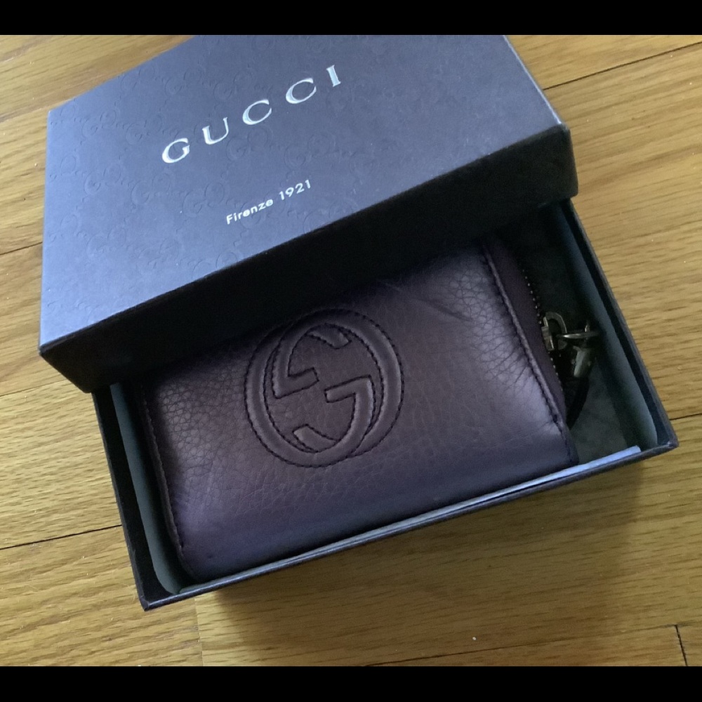 Gucci Soho Mini Leather Zip Wallet